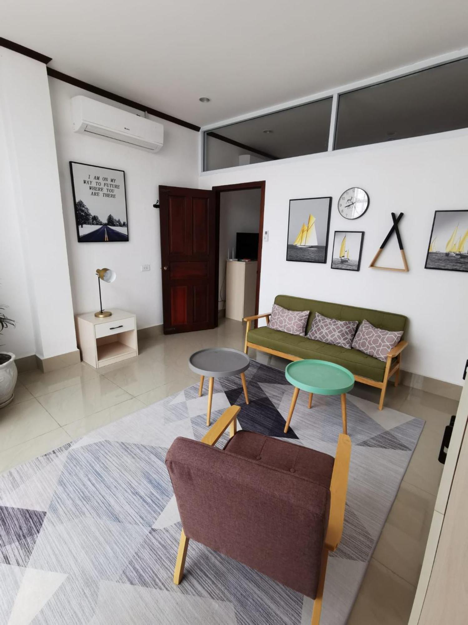 Artist Golden Loft Paris - Vientiane Homestay Duplex Triplex Esterno foto